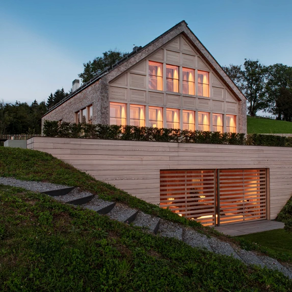 Traditionelles Einfamilienhaus; Matteo Thun & Partners, Bild: Andrea Garuti