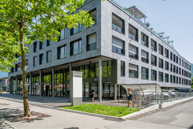 Interlaken_Wohncenter-von-Allmen_2019-06-21_Fassade_04_HiRes