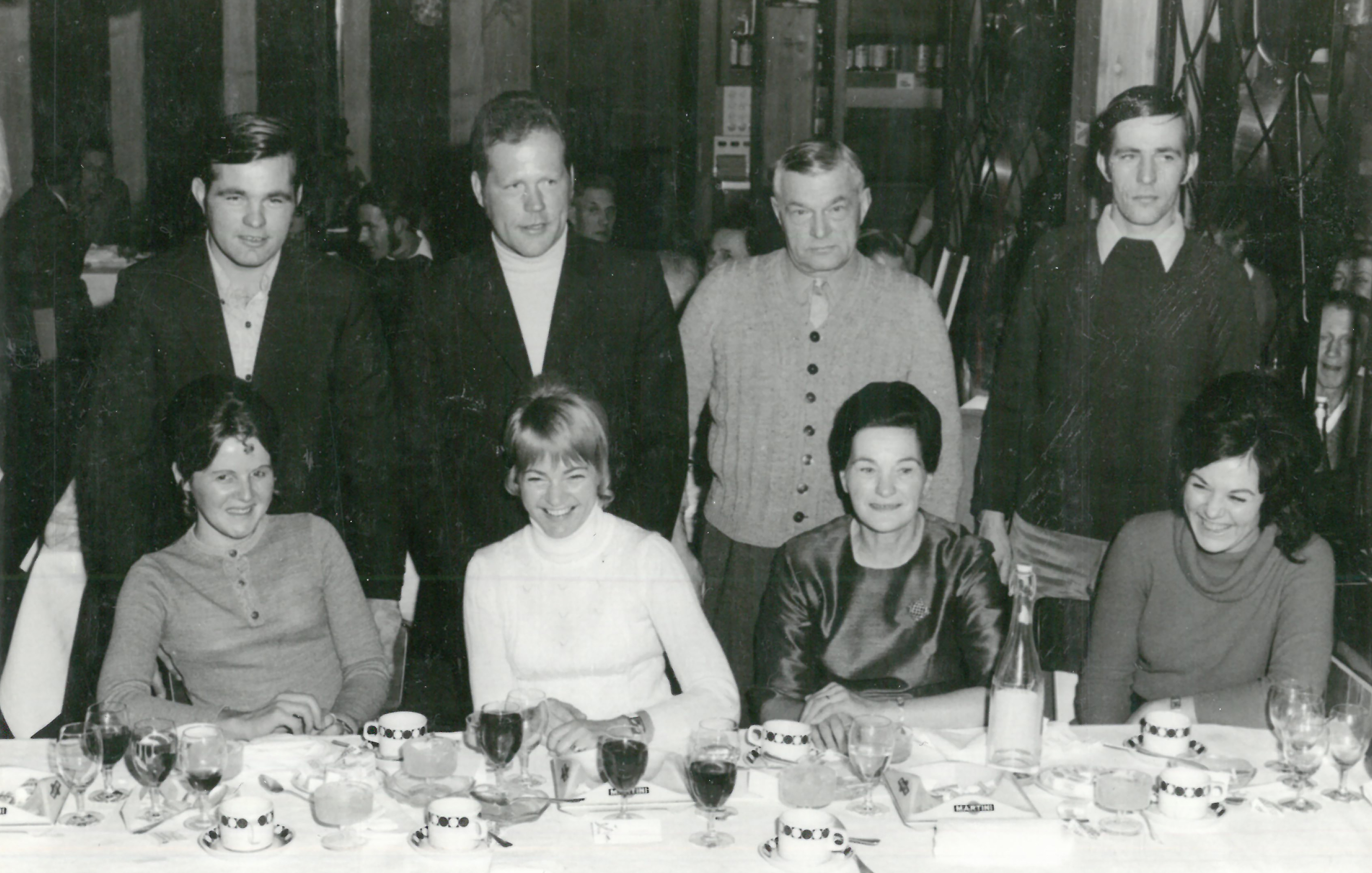 v. l. n. r.: Jakob und Vreni Künzi, Hans und Hildi Knutti, Albert und Marie Künzi sowie Albert und Käthi Künzi